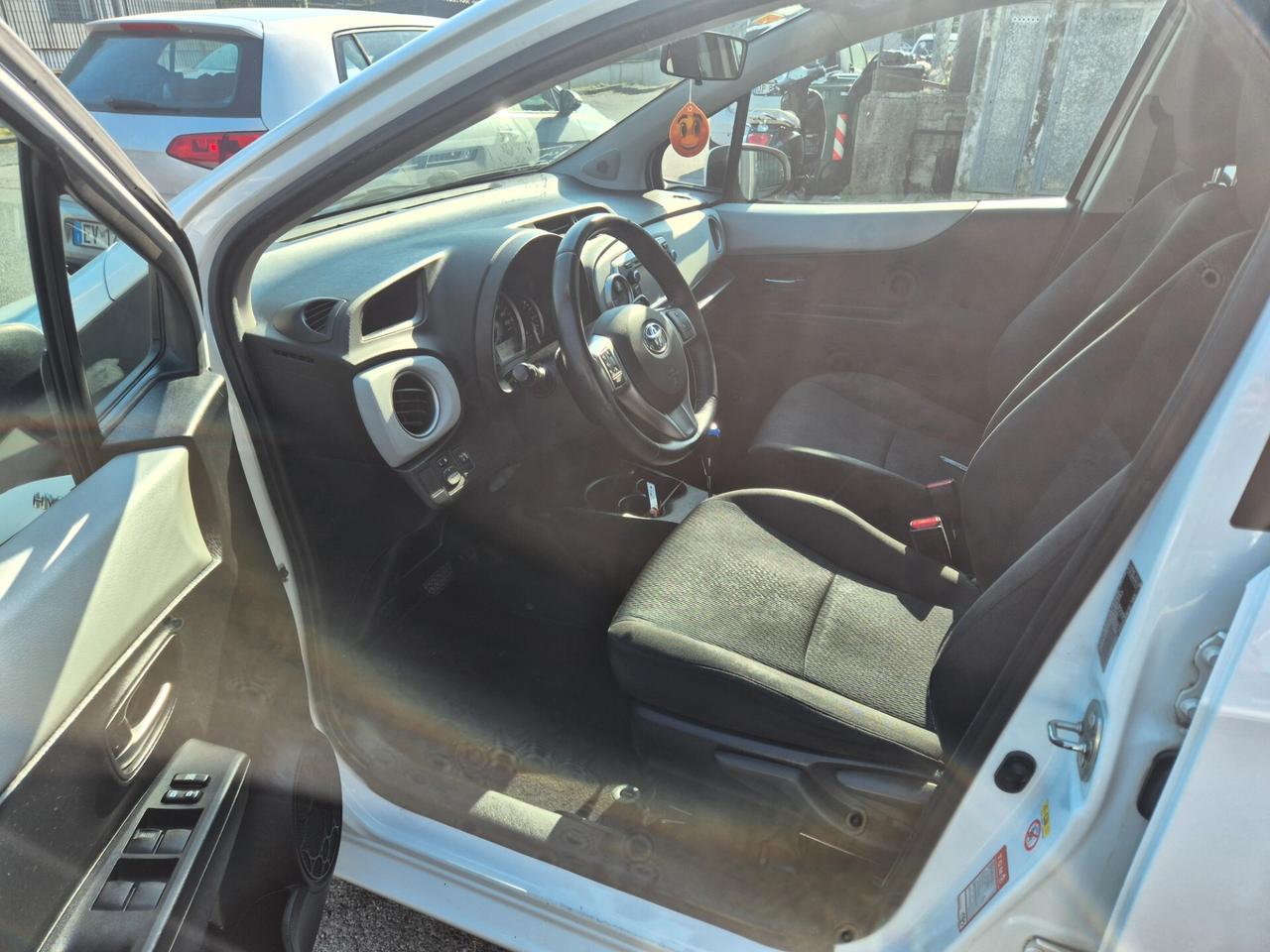 Toyota Yaris 1.5 Hybrid 5 porte Lounge Più