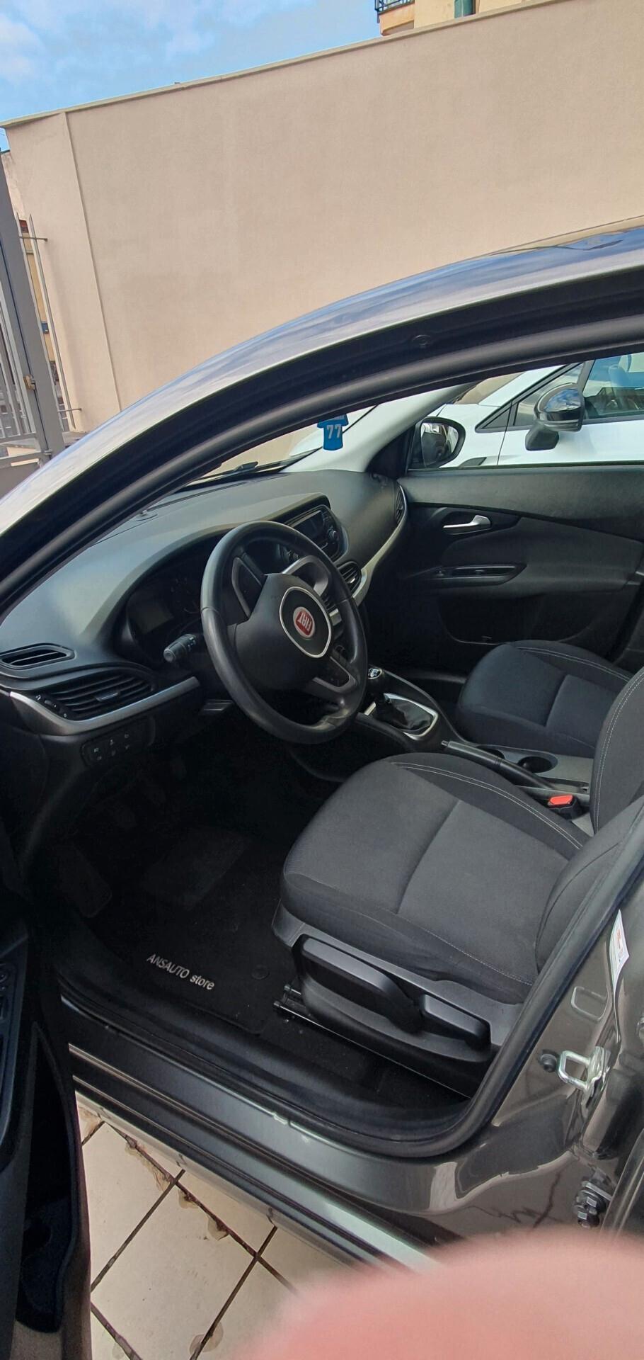 Fiat Tipo 1.6 Mjt S&S 5 porte Business