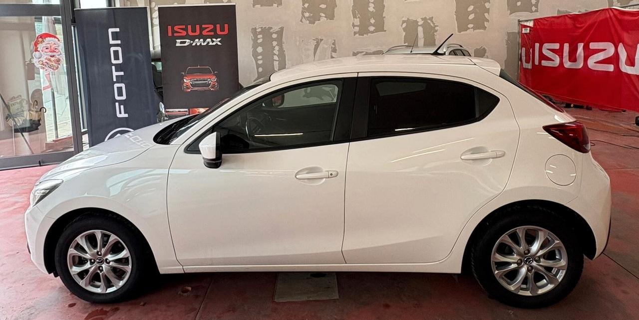 Mazda 2 serie3 Diesel 1500 CV 105 EURO 6B Km 93.543 certificati Garanzia 12 mesi