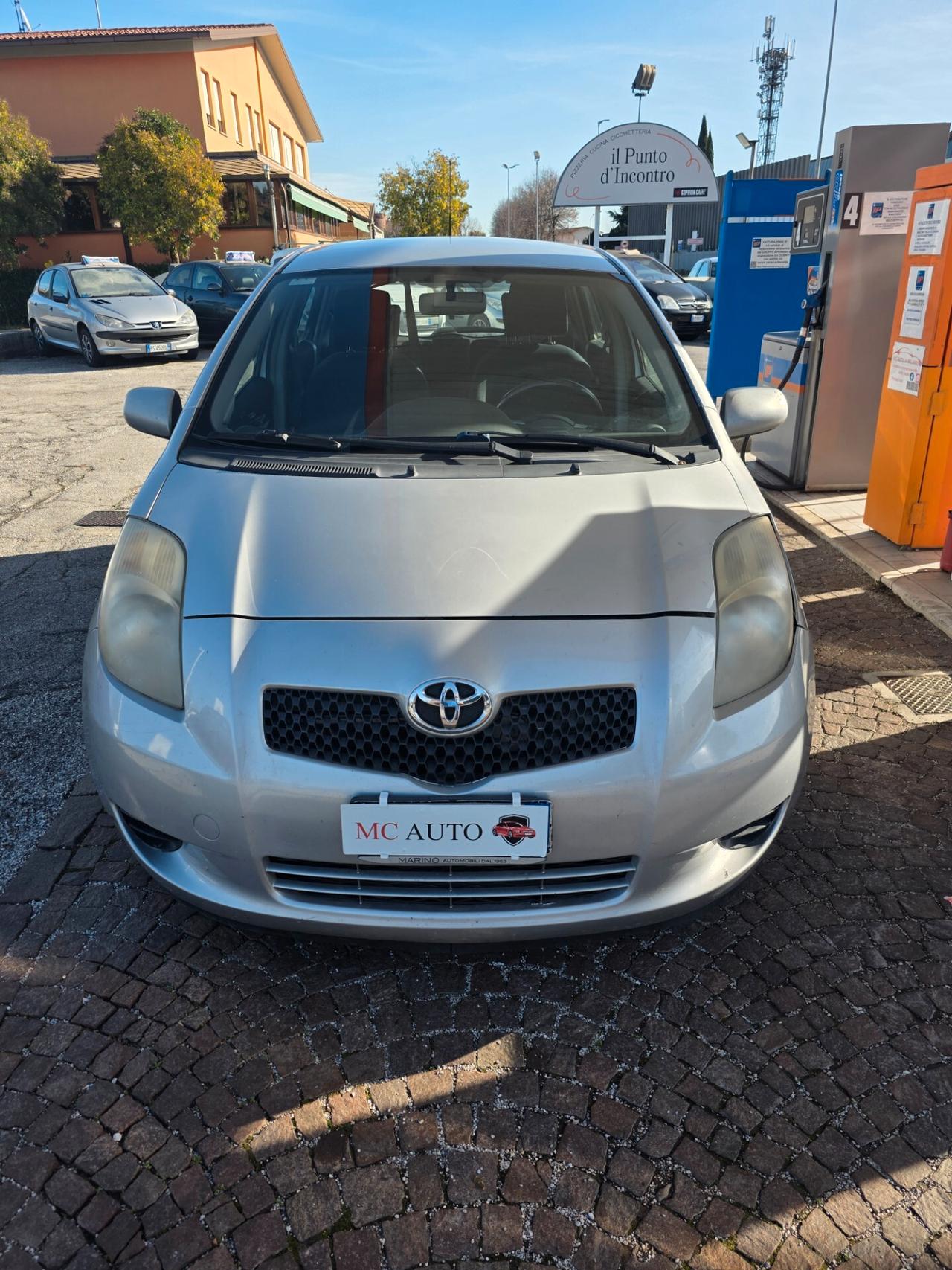 Toyota Yaris 1.4 D-4D 5porte con 254.000km Neopatentati ok