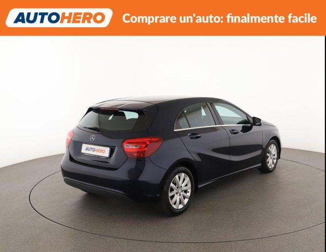 MERCEDES-BENZ A 180 d Business
