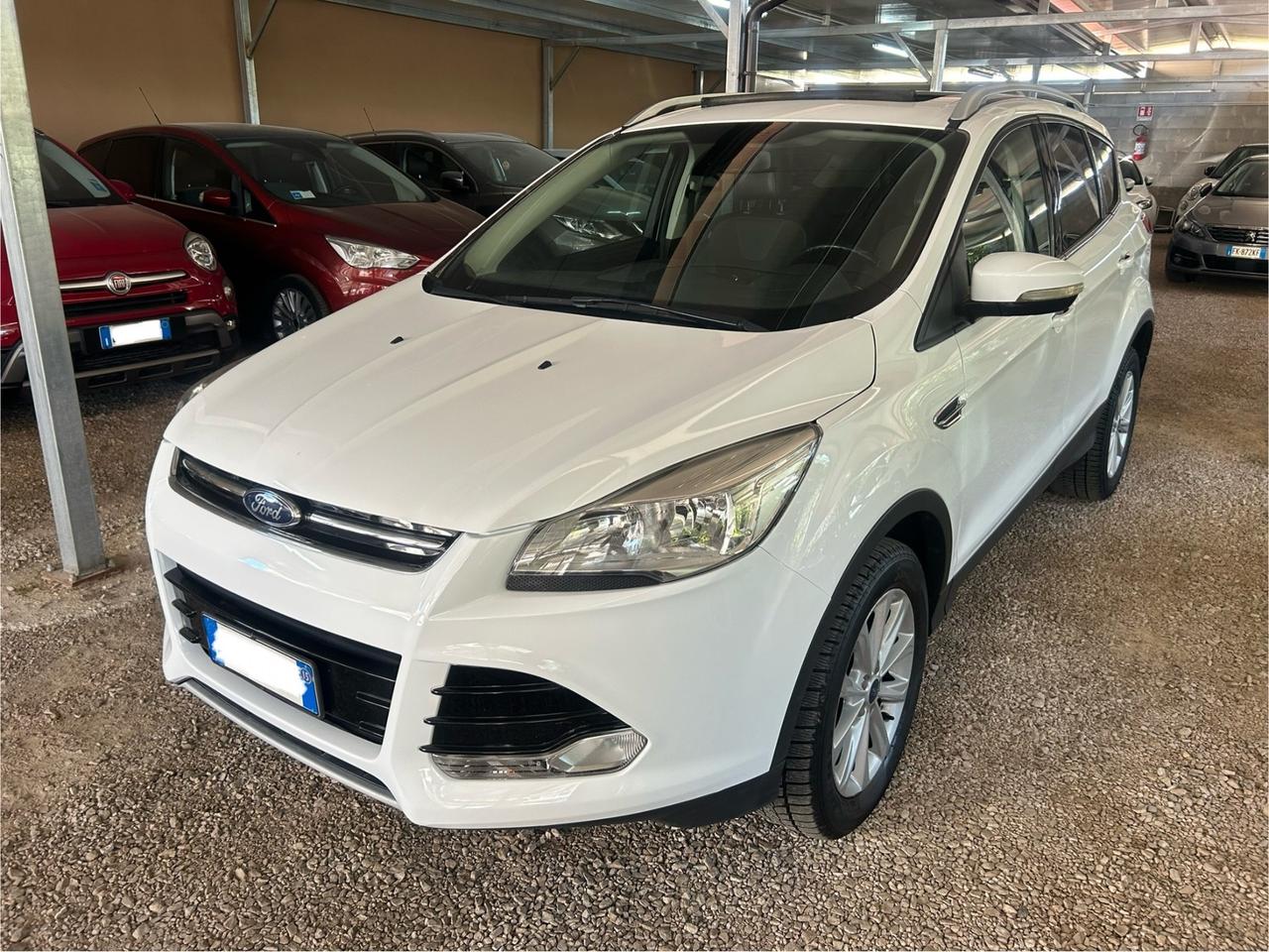 Ford Kuga 2.0 TDCI 150 CV S&S 4WD Titanium