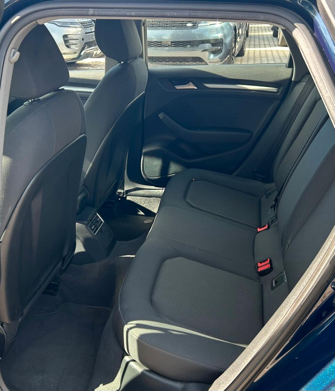 Audi A3 SPB 35 TDI S tronic Business