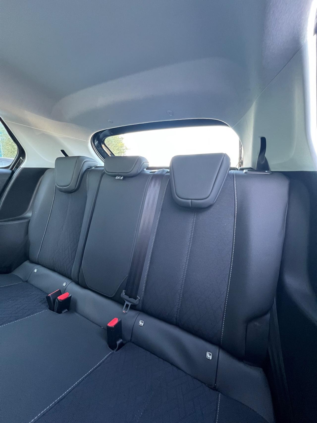 Opel Corsa 1.5d 100 CV Elegance - possibilità noleggio no scoring