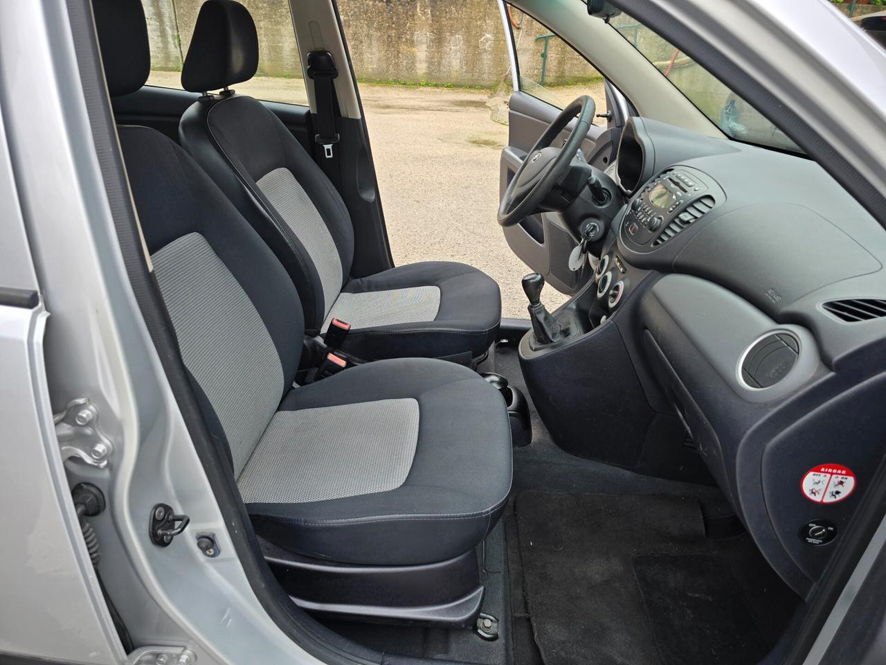 Hyundai i10 1.1benz 65cv economica full opt 5porte 2009