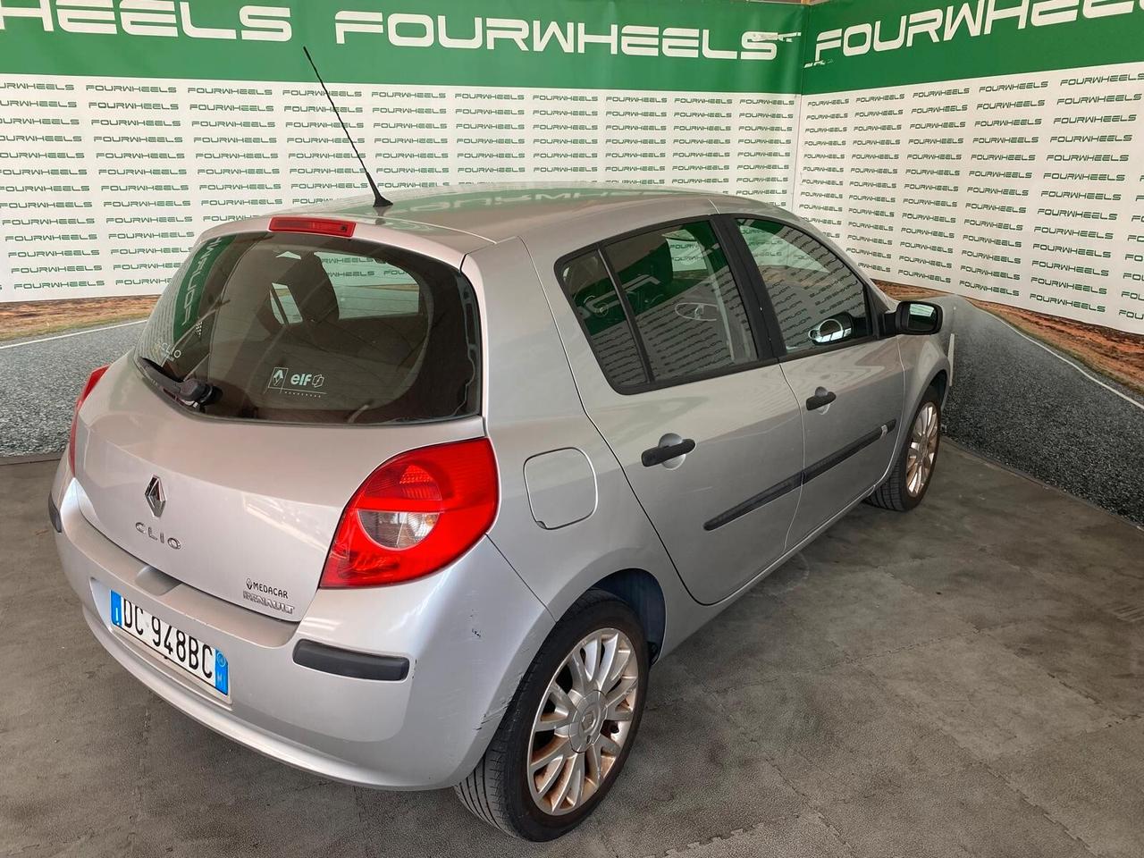 Renault Clio Storia 1.2 16V 5 porte