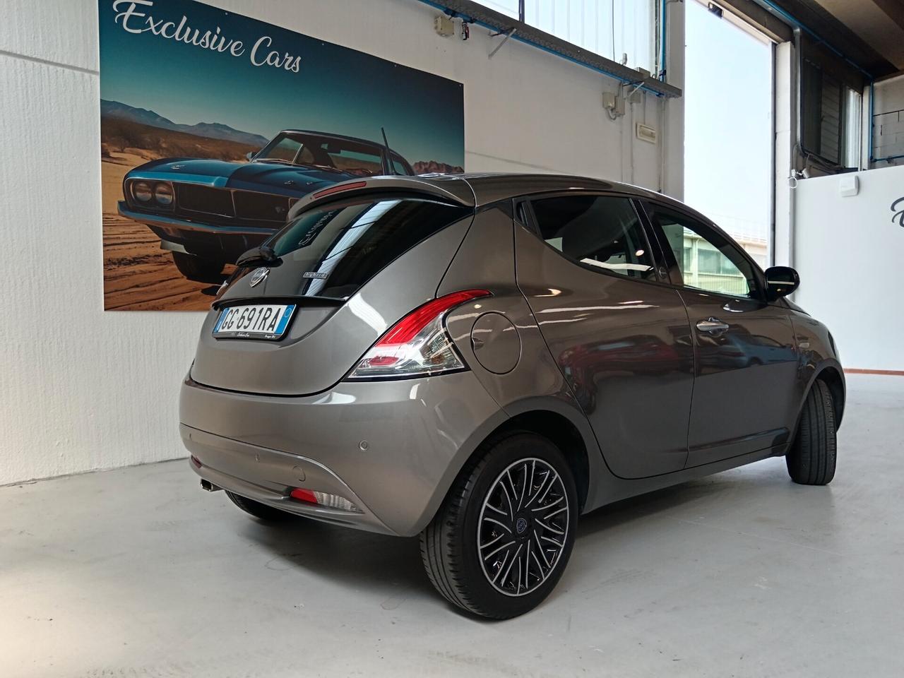 Lancia Ypsilon 1.0 FireFly 5 porte S&S Hybrid Ecochic Gold PREZZO REALE