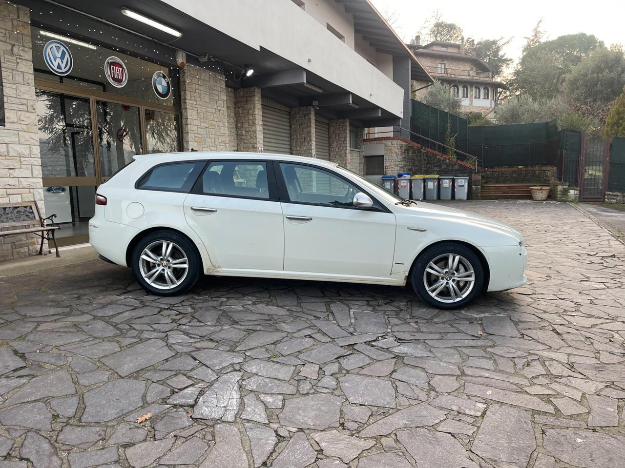 Alfa Romeo 159 2.0 JTDm Sportwagon Super NEO PATENTATI