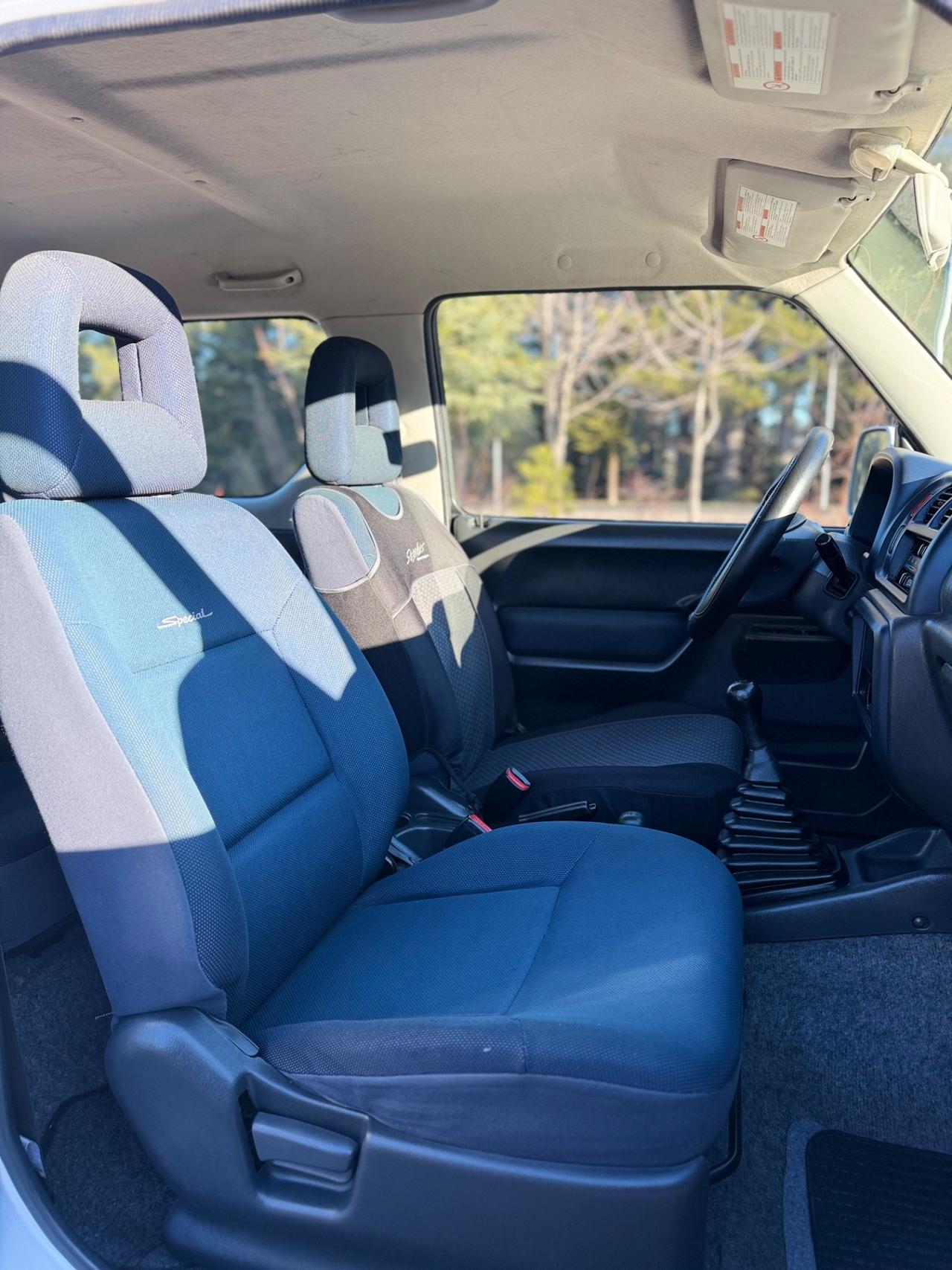 Suzuki Jimny 1.3i 16V cat 4WD JLX