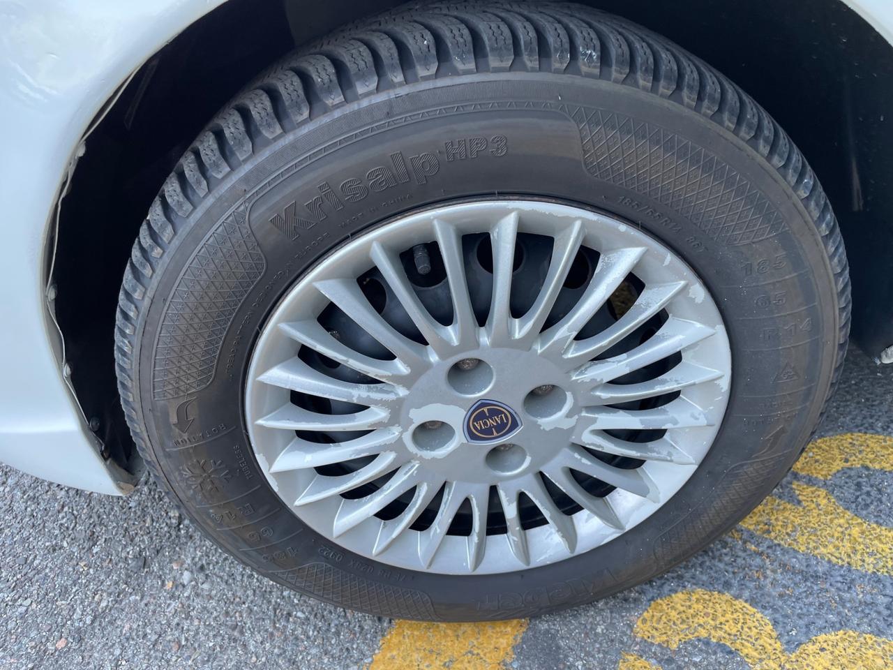 Lancia Ypsilon 1.2 69 CV Elle