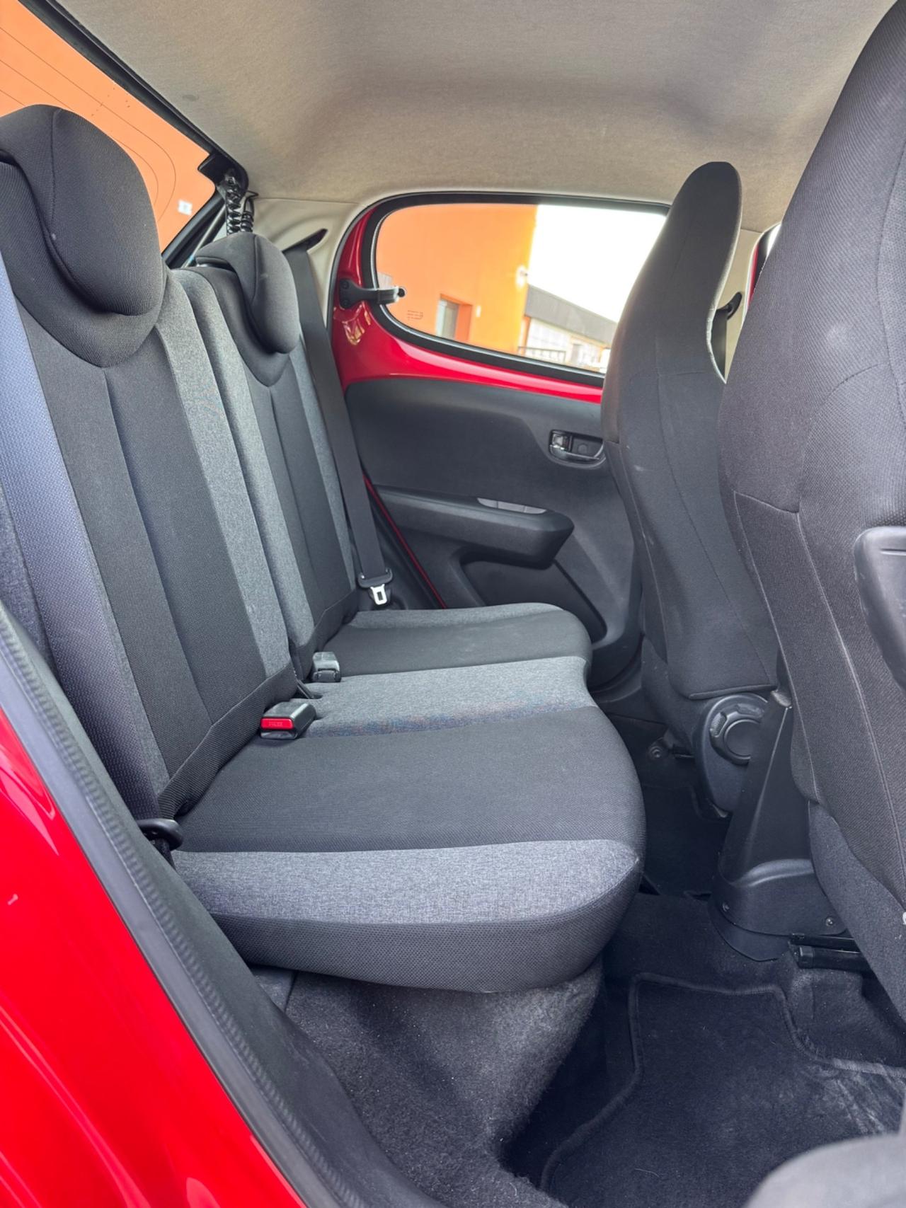 Citroen C1 VTi 68 5 porte cambio automatico