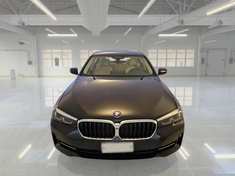 BMW 520 AUT BUSINESS MH48V 4 PORTE BERLINA