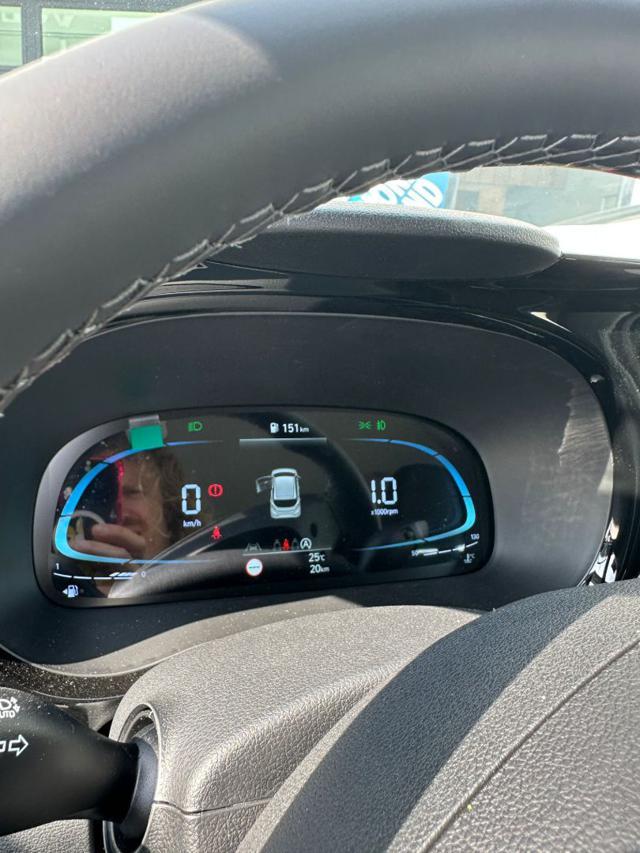 HYUNDAI i10 1.0 MPI Connectline