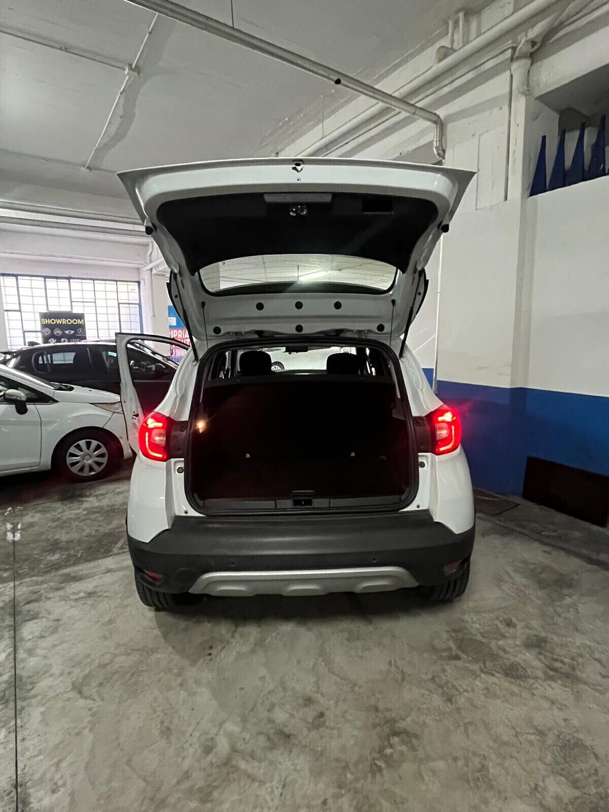 Renault Captur TCe 120 CV Start&Stop Energy Initiale Paris