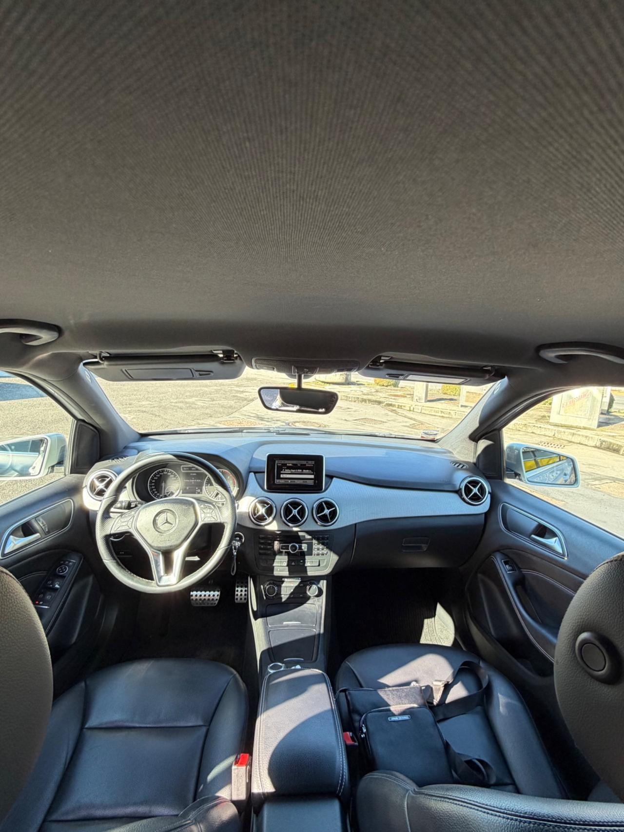 Mercedes-benz B 200 CDI BlueEFFICIENCY Premium