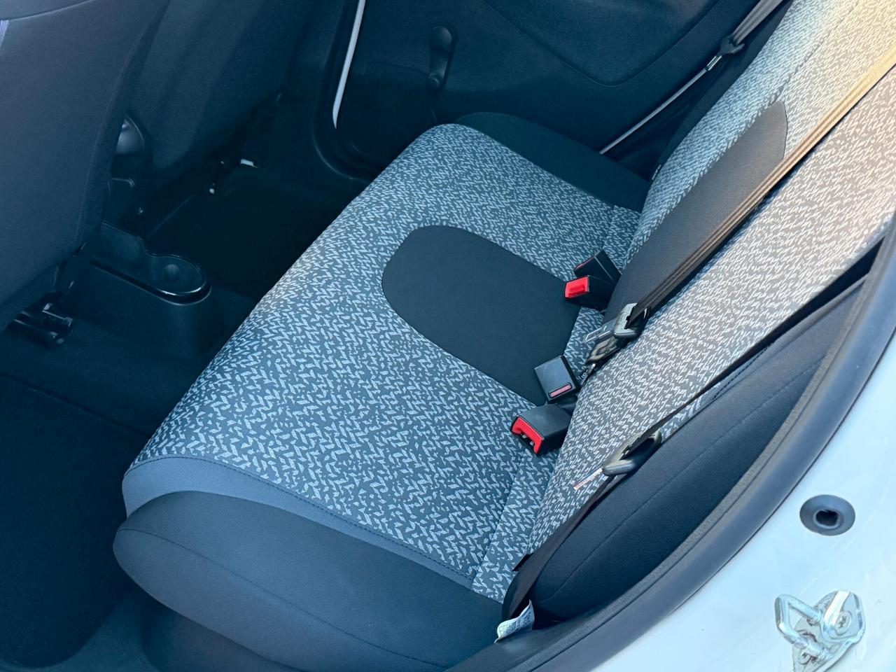 Lancia Ypsilon 1.2 69 cv. ELEFANTINO BLU