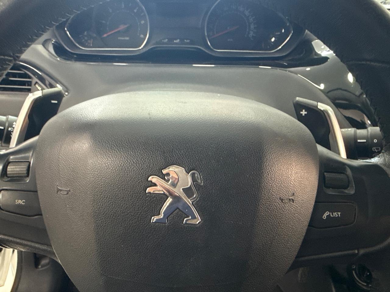 Peugeot 208 1.4 hdi automatica full optional