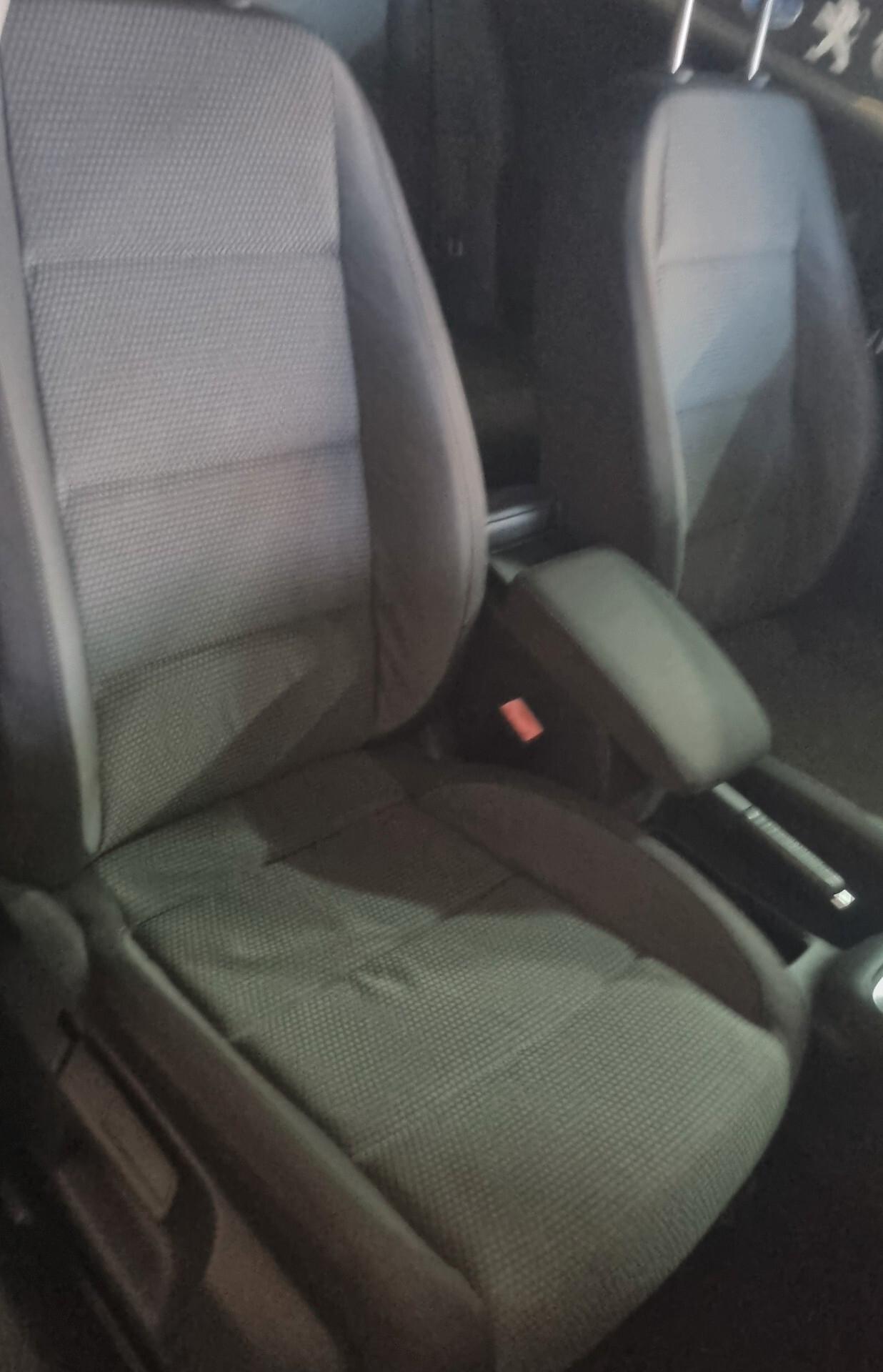 Volkswagen Golf 1.6 TDI DPF 5p. Highline