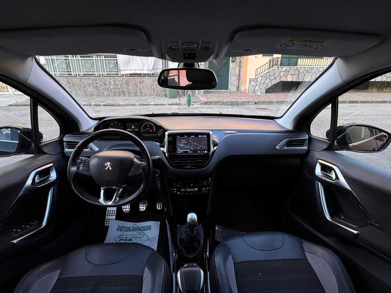 Peugeot 2008 BlueHDi 100 S&S Allure