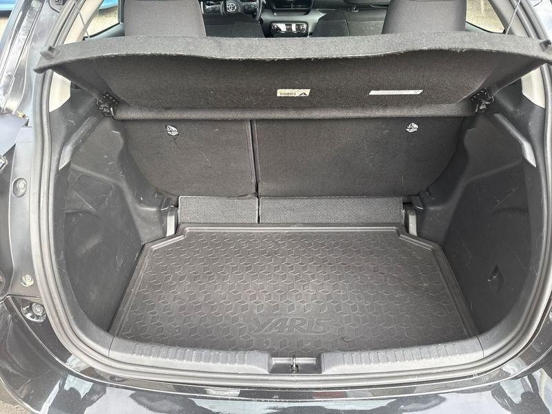 Toyota Yaris Yaris 1.5h Active