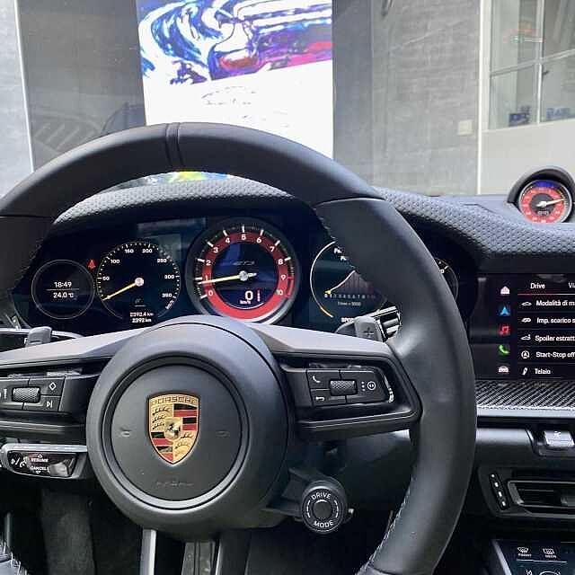 Porsche 992 GT3 Touring UFF. ITALIA Lift