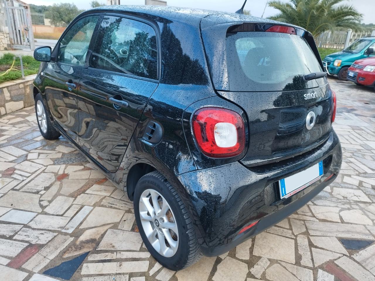 Smart ForFour 70 1.0 Youngster