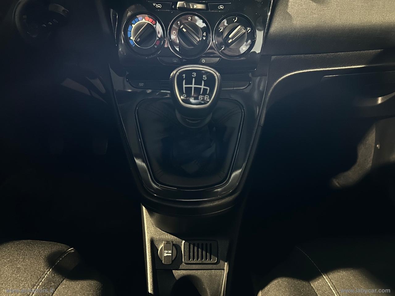 LANCIA Ypsilon 1.0 FireFly 5p.S&S Hybryd Gold