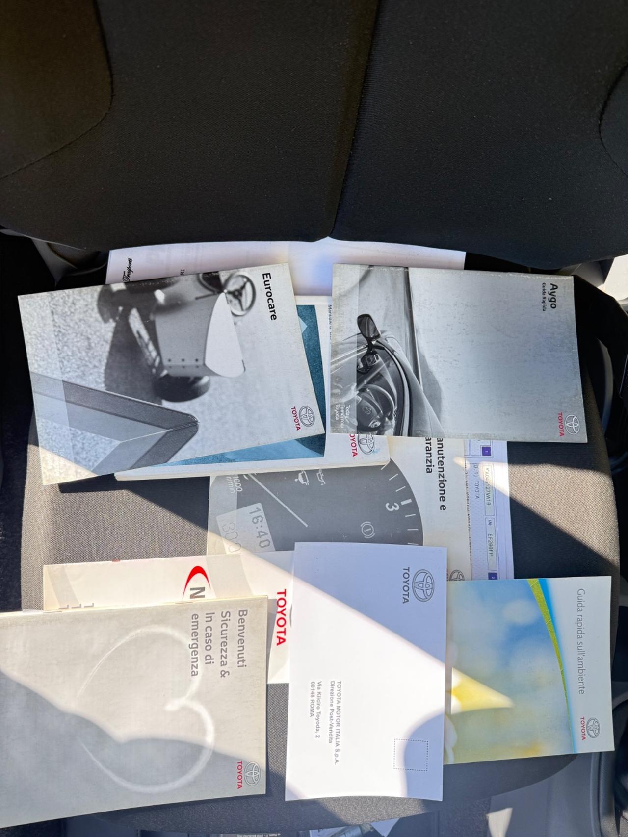 Toyota Aygo 1.0 12V VVT-i 5 porte Now