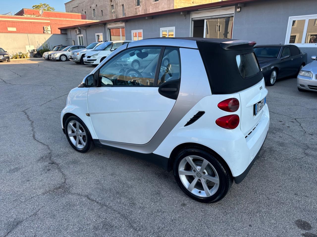 Smart ForTwo SERVOSTERZO 1000 52 kW MHD