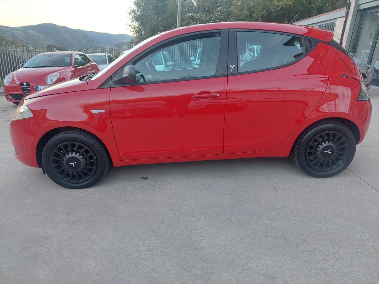 Lancia Ypsilon 1.3 MJT 16V 95 CV 5 porte S&amp;amp;amp;S Elefantino