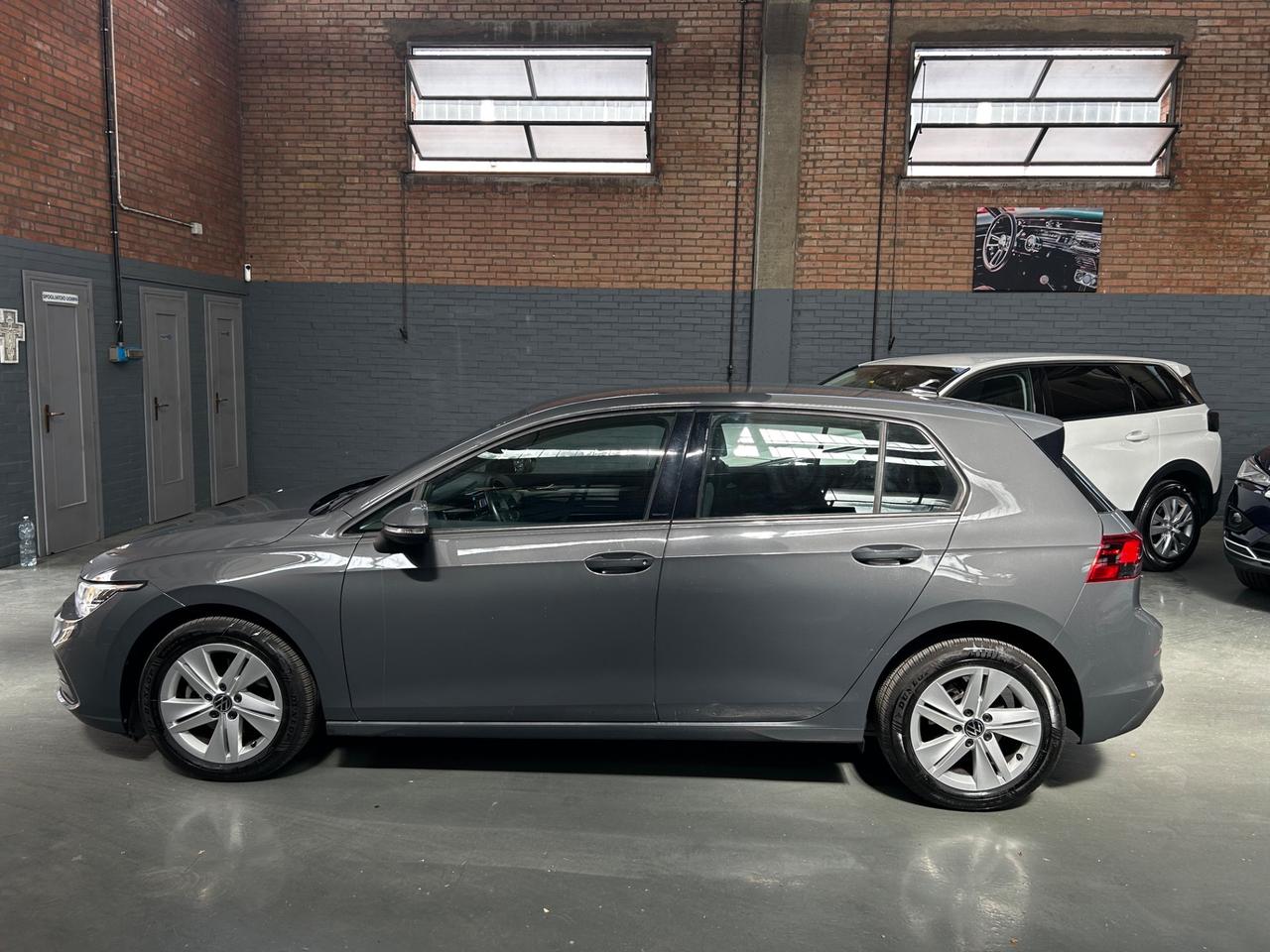 Volkswagen Golf 2.0 TDI 115 CV SCR Life Neopatentati