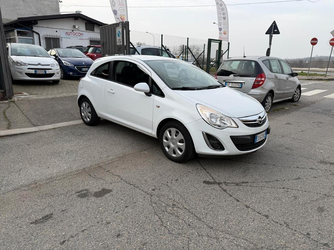 Opel Corsa 1.0 12V 3 porte Elective