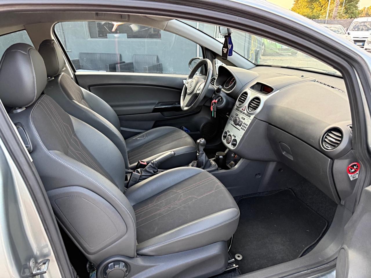 Opel Corsa 1.2 85CV 5 porte GPL-TECH One Garanzia 12 Mesi