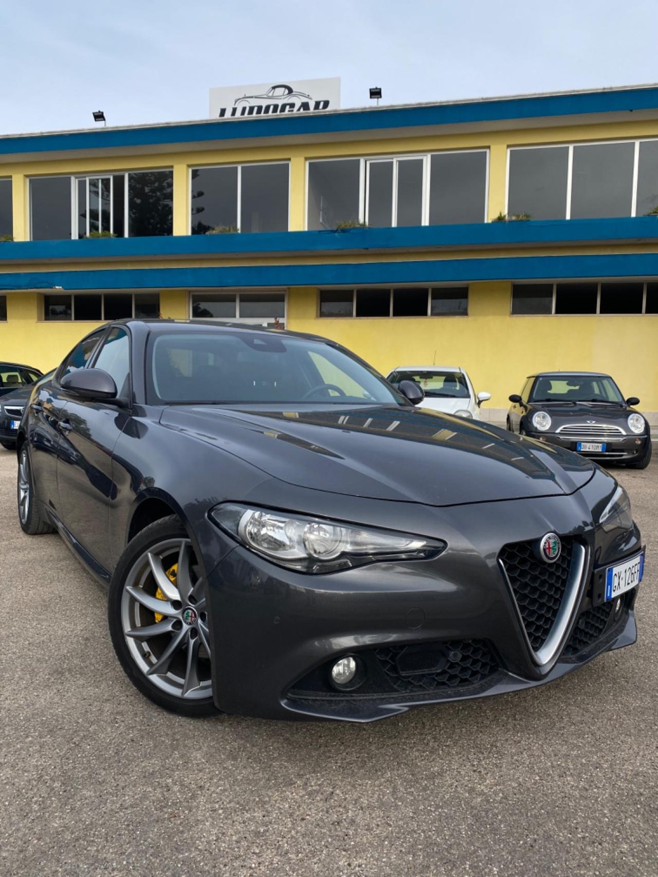 Alfa Romeo Giulia 2.2 Turbodiesel 136 CV AT8 Business