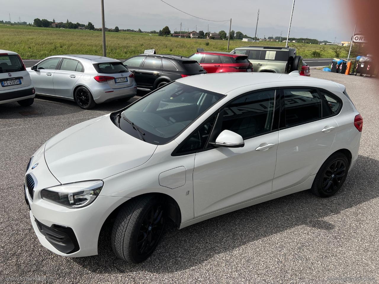 BMW 225xe Active Tourer iPerf.Advantage aut.