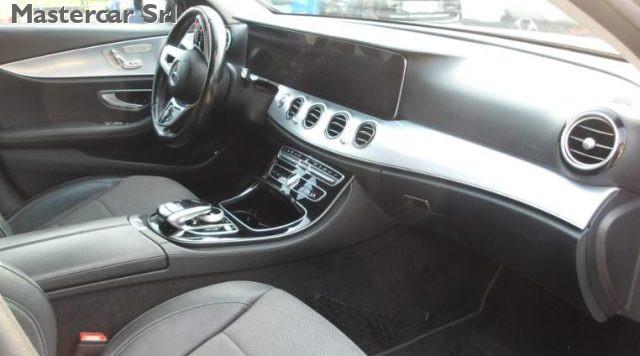 MERCEDES-BENZ E 300 Classe E SW de eq-power Premium auto - FZ413HM