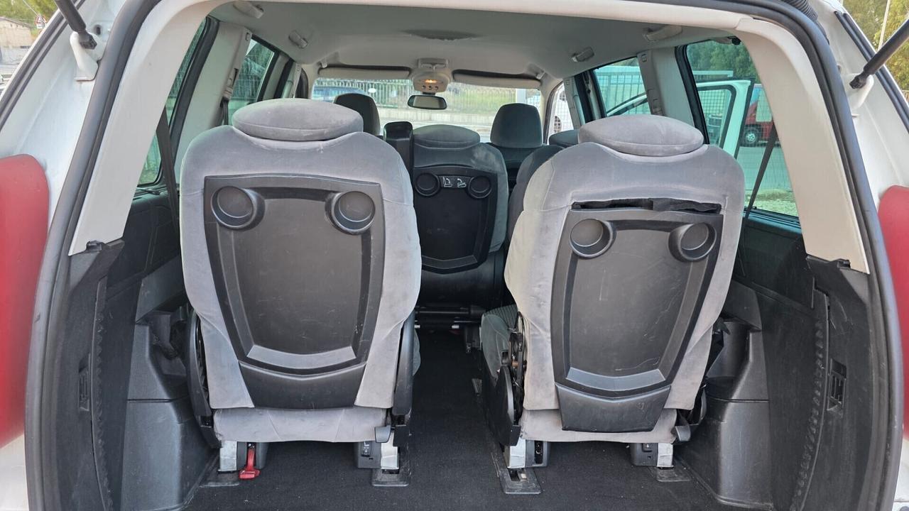 Peugeot 807 2.0 HDi 163CV aut. ST