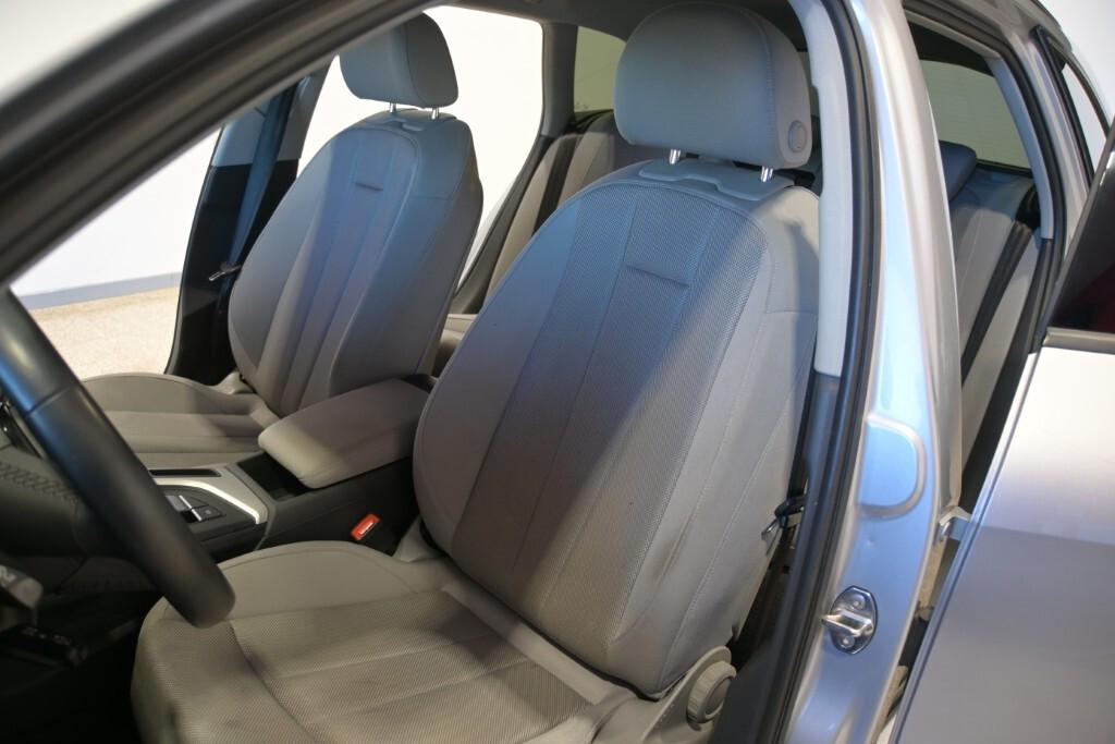 AUDI A4 AVANT 30 TDI 136CV S-TRONIC BUSINESS *2023