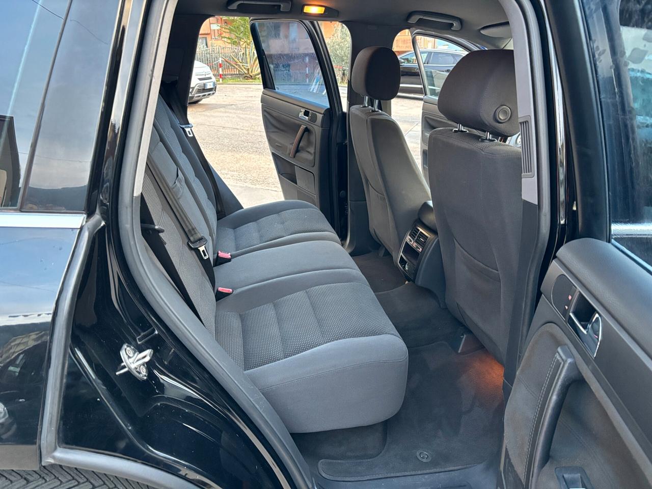 Volkswagen Touareg 2.5 R5 TDI Gancio Traino