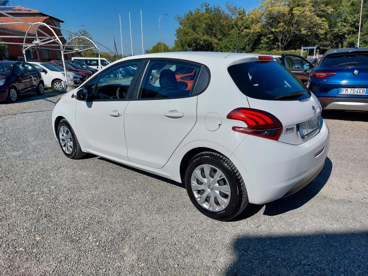 Peugeot 208 BlueHDi 75 S&S 5 porte EURO 6B