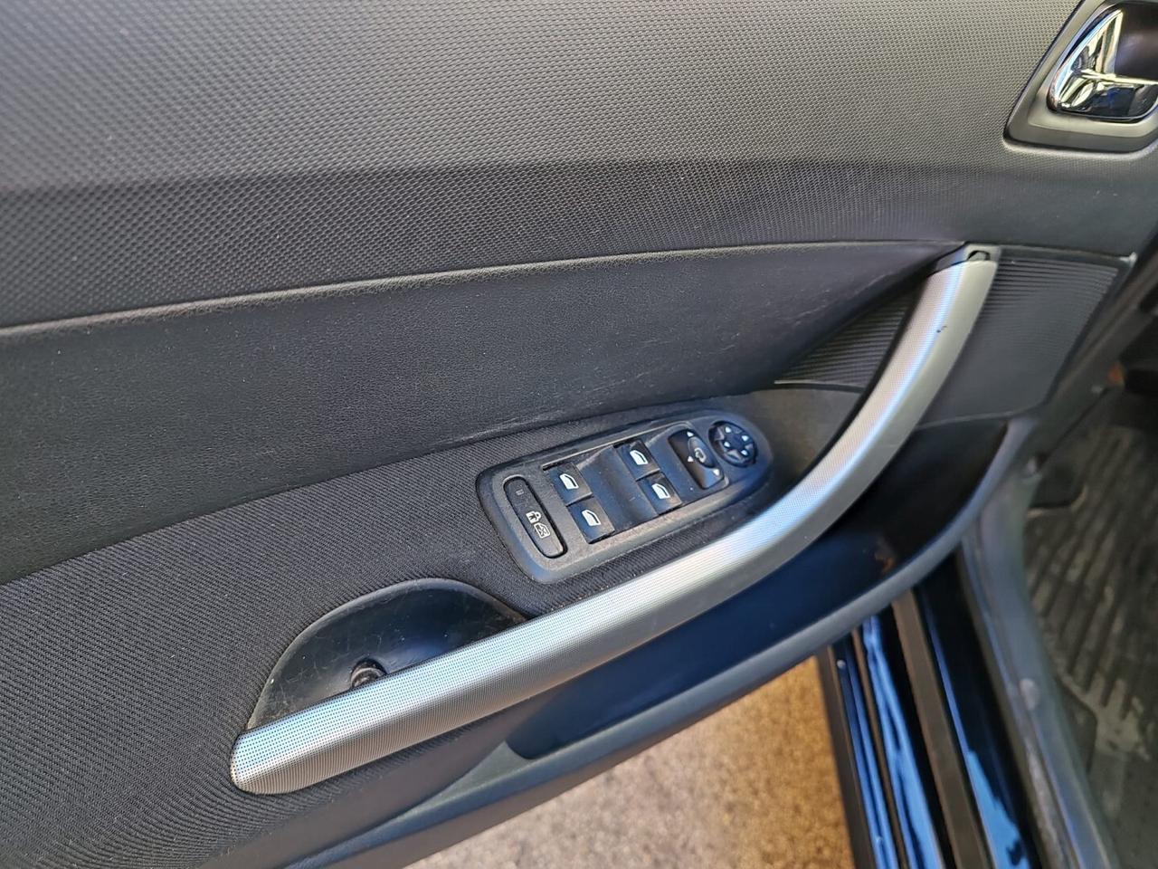 PEUGEOT 308 2.0 HDi 163CV ALLURE UNICO PROPRIETAR.