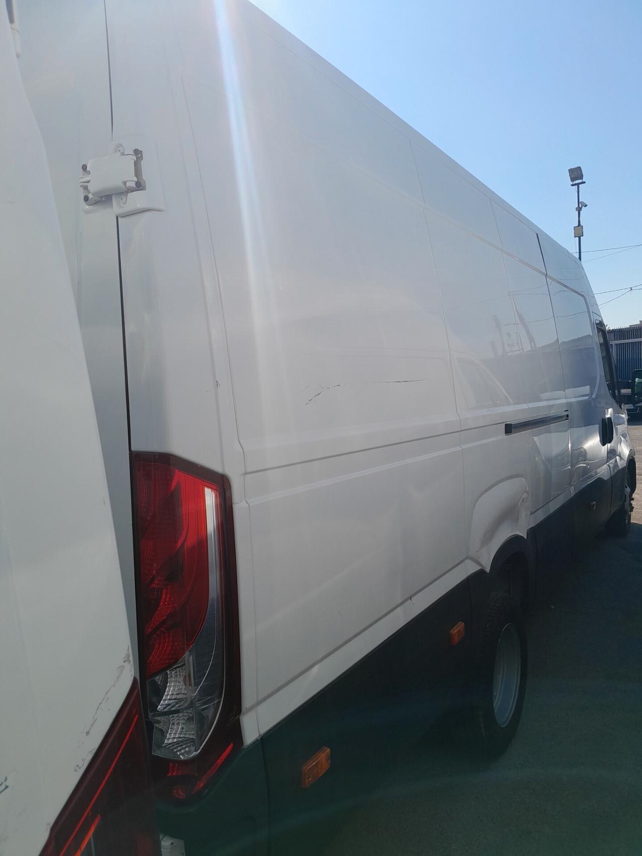 Iveco daily 35c16 anno 2018 furgone p.4100 e.6