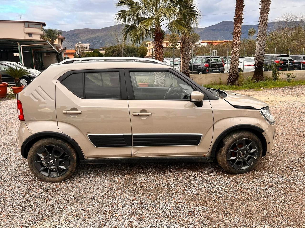 Suzuki Ignis 1.2 Hybrid Top