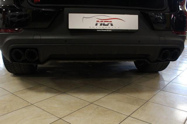 PORSCHE Cayenne Coupé 3.0 V6 340 CV APPROVED !! FULL+PANORAMA !!!