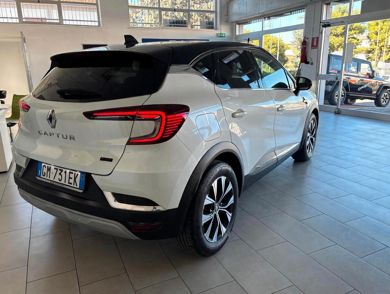 Renault Captur Full Hybrid E-Tech 145 CV Techno