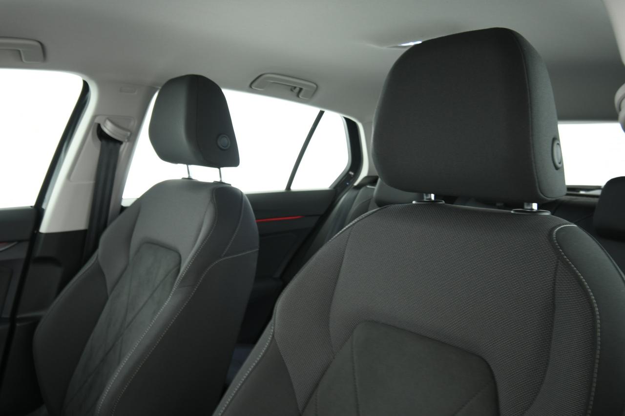 VOLKSWAGEN Golf 1.4 tsi ehybrid Style 204cv dsg APP CONNECT+ACC+ALCANTARA