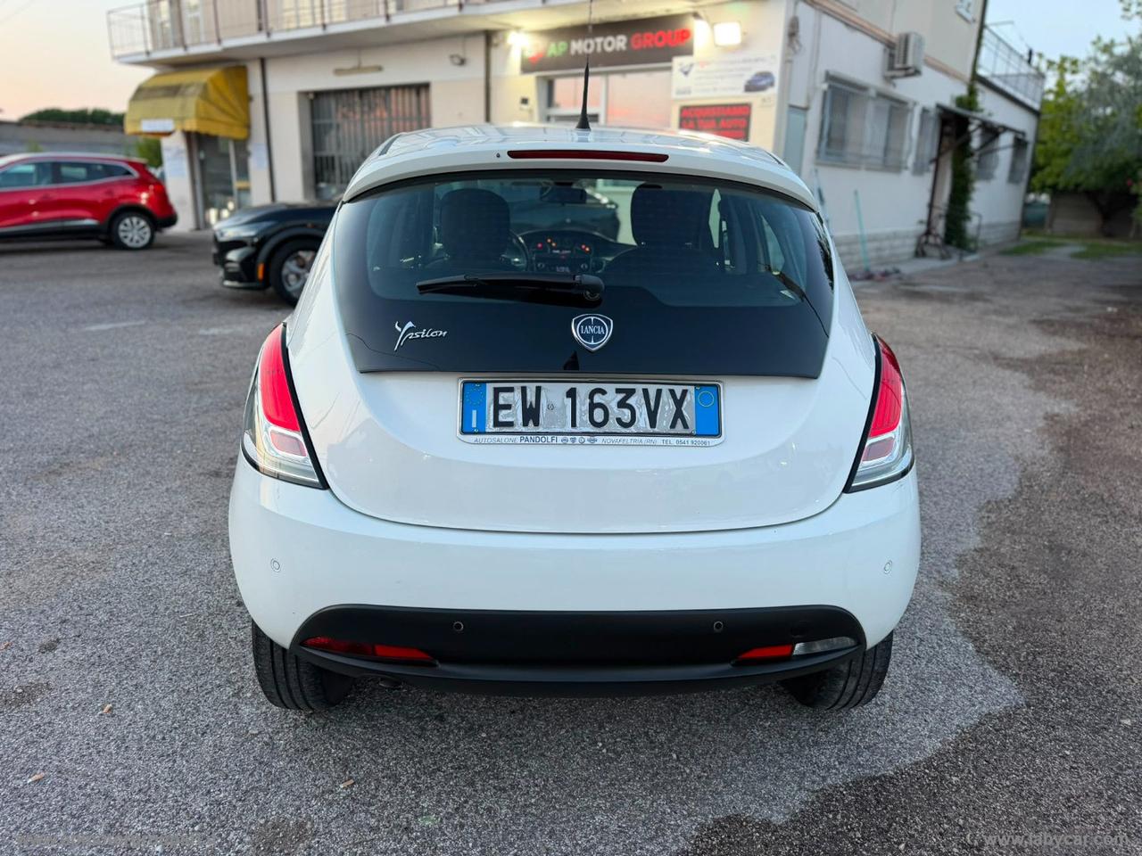 LANCIA Ypsilon 0.9 T.Air 85CV 5p. Met.Ec. Gold