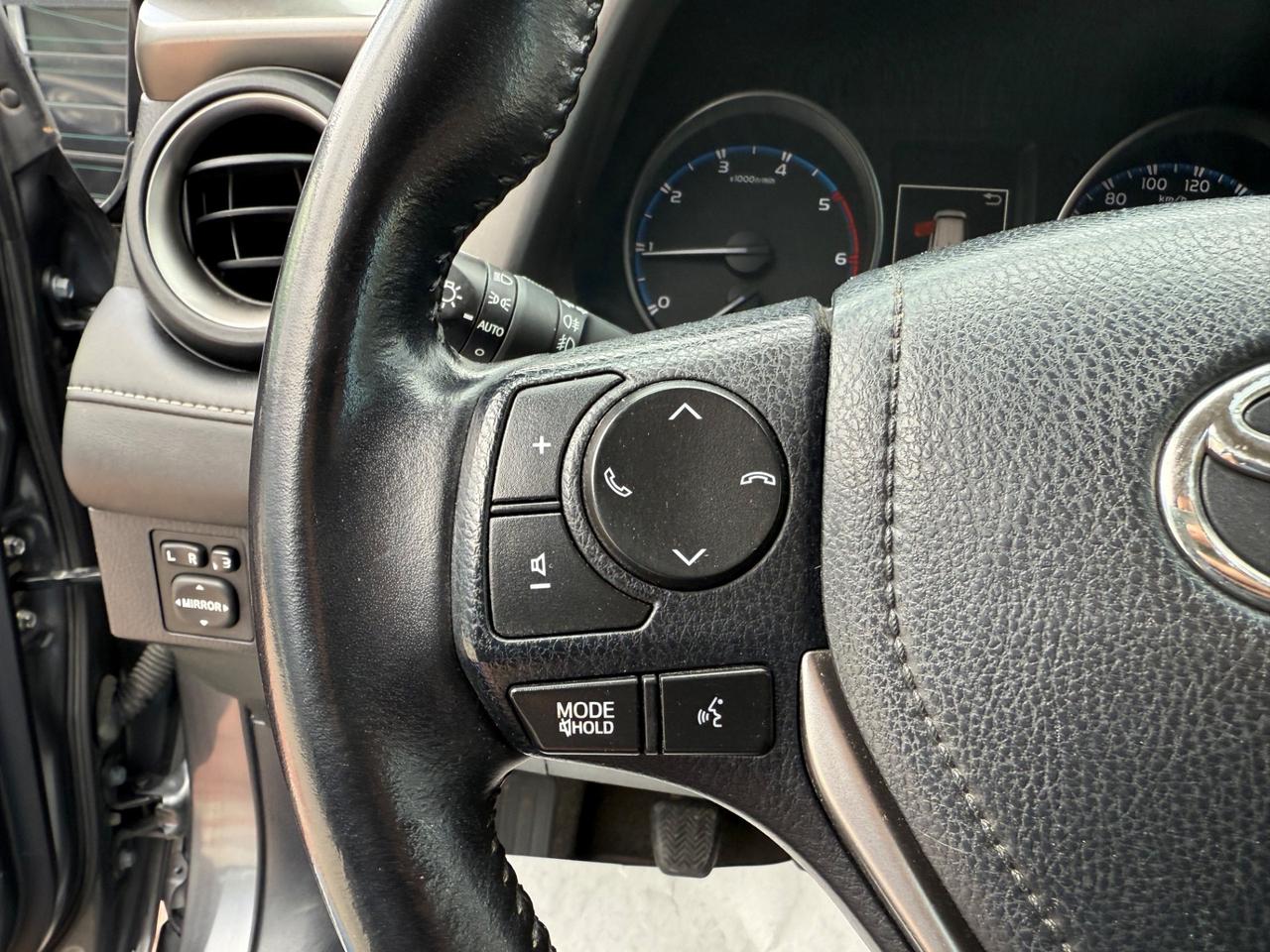 Toyota RAV 4 RAV4 2.0 D-4D 2WD Style