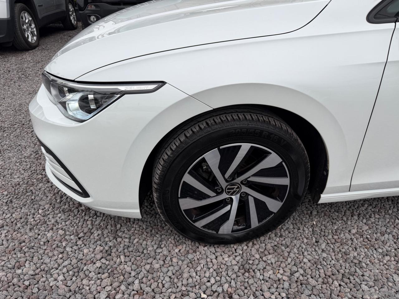 VOLKSWAGEN Golf 2.0TDI 150CV TETTO LED IQ-LIGHT NAVI RETROCAMERA