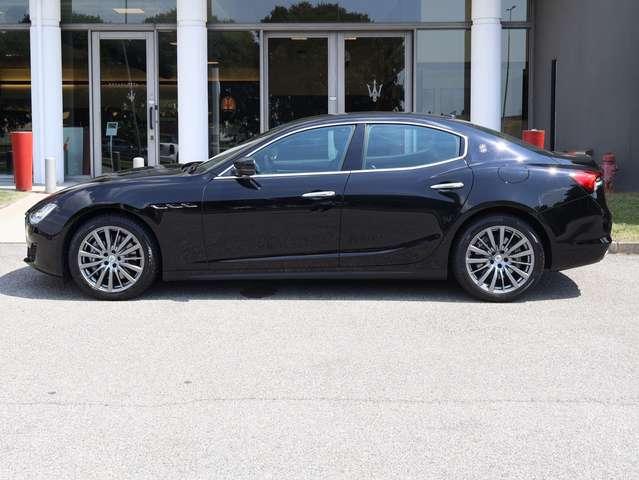 Maserati Ghibli 3.0 V6 350 CV MY21